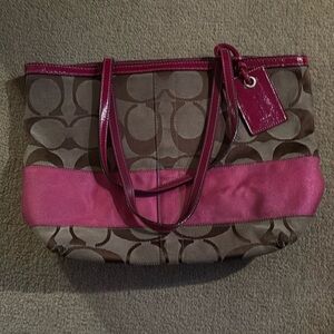 Medium Coach handbag